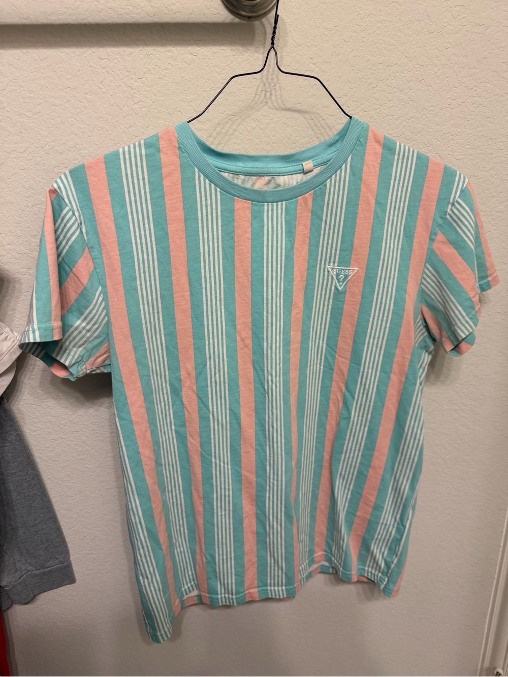 Guess Mint Green & Pink Striped Short Sleeve Tee size Small